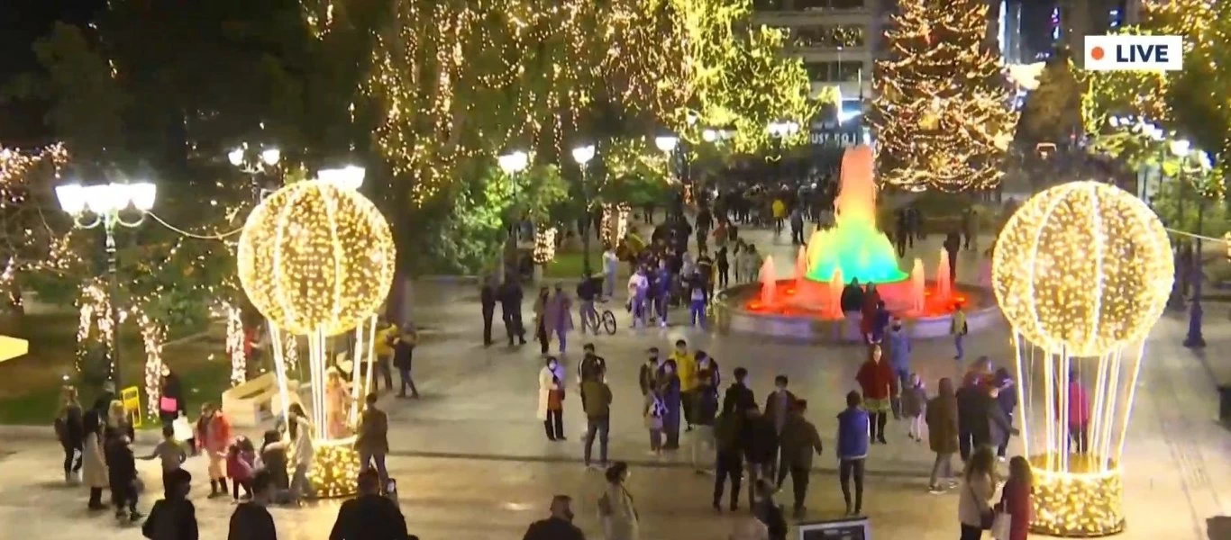 «Κοσμοσυρροή» στο Σύνταγμα από... αλλοδαπούς!